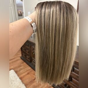 Top billing 14” Raquel Welch Topper